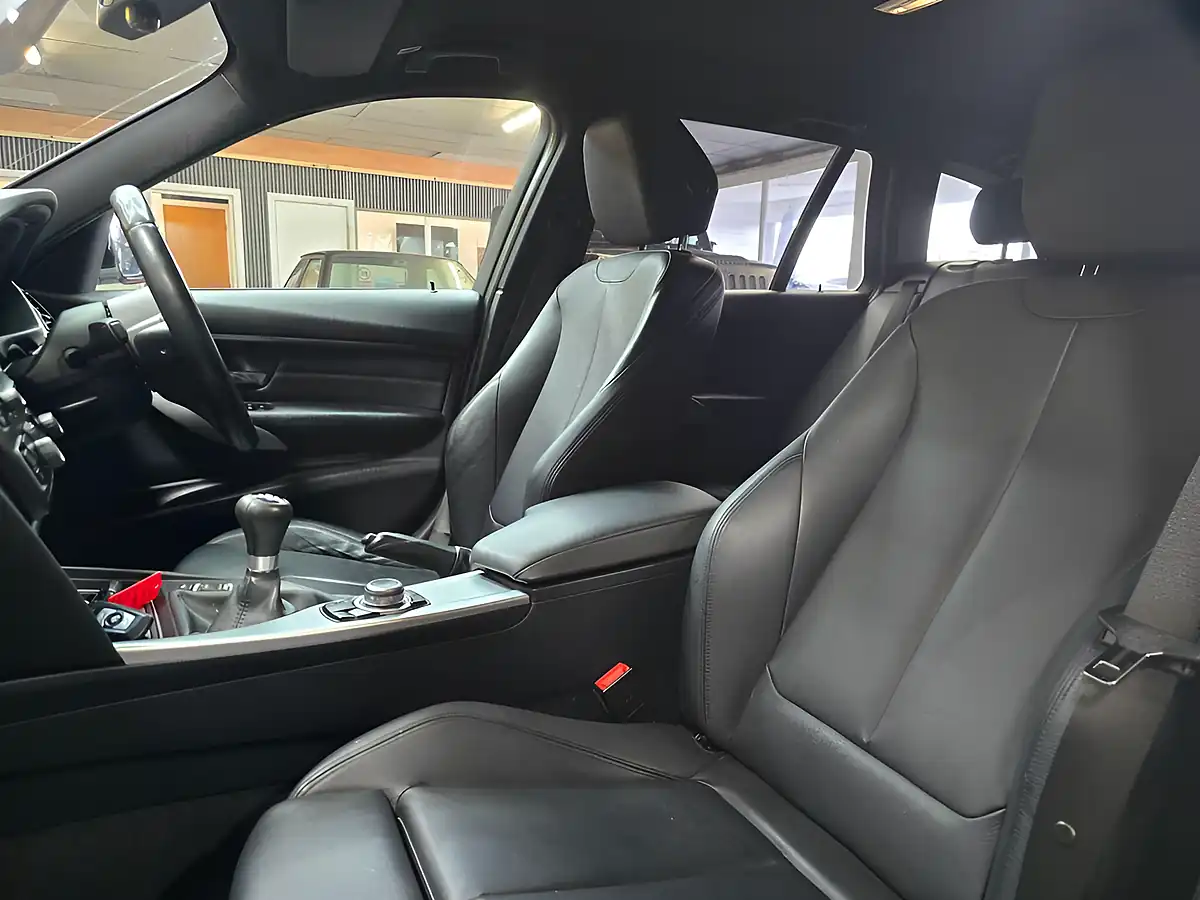 Used 2015 BMW 3 Series M Sport White - Interior and Exterior details 9