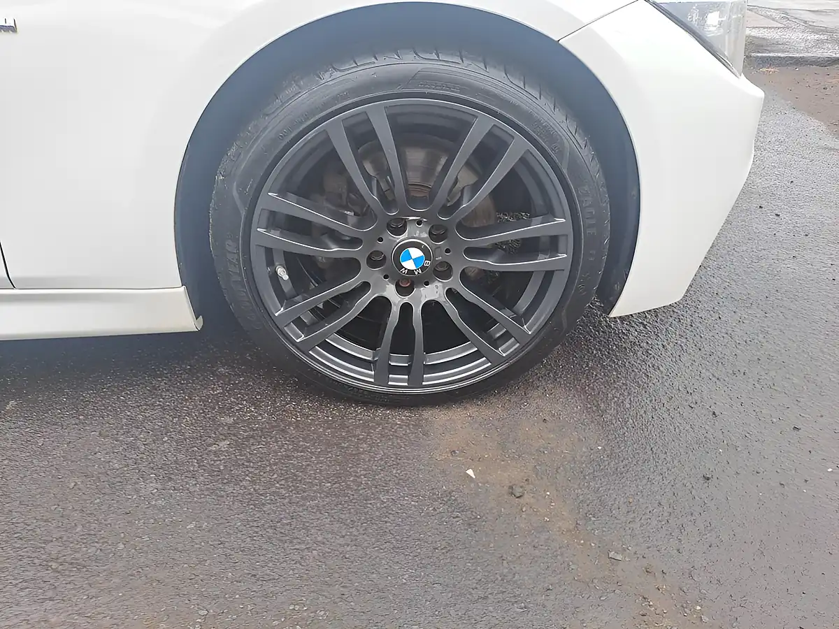 Used 2015 BMW 3 Series M Sport White - Interior and Exterior details 11