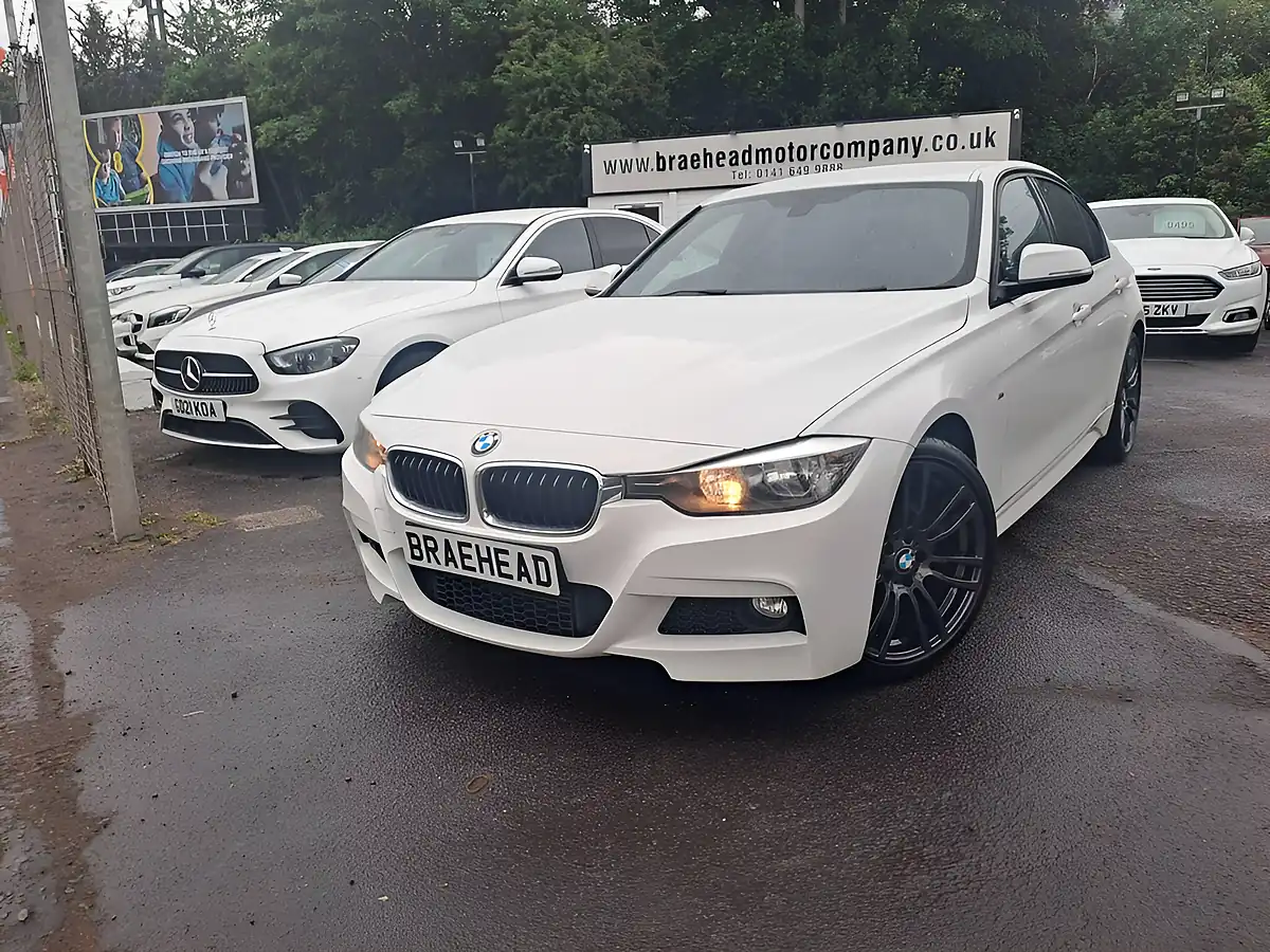 Used 2015 BMW 3 Series M Sport White - Interior and Exterior details 14