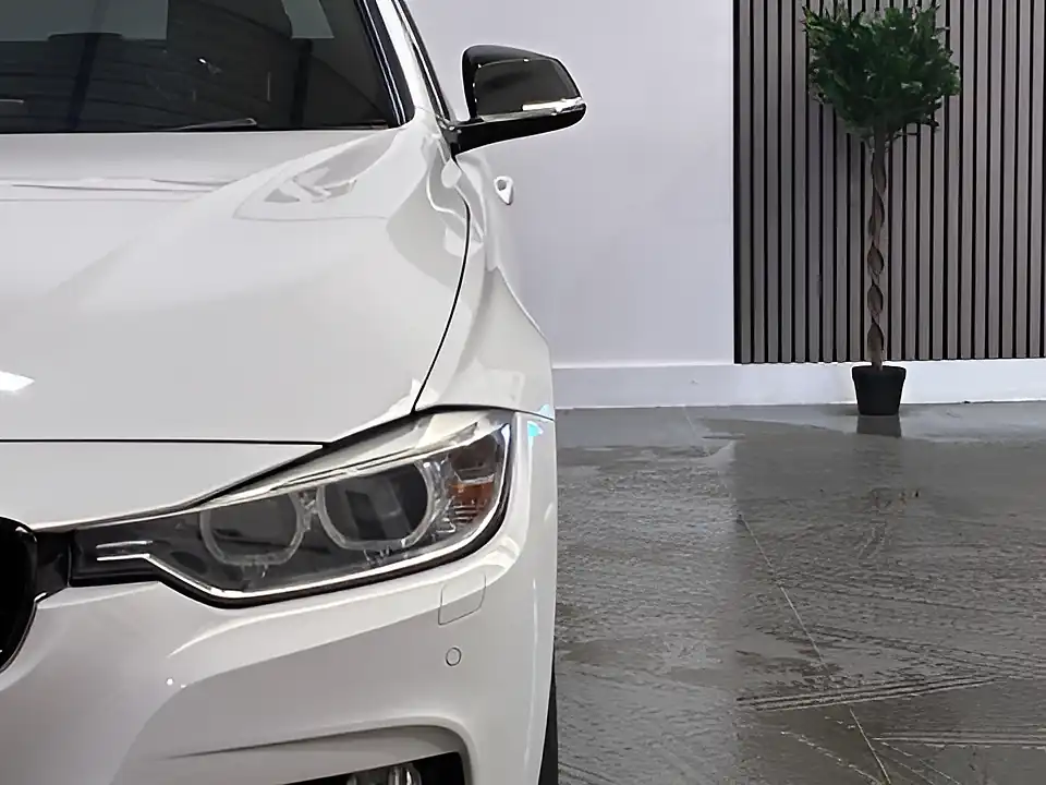 Used 2015 BMW 3 Series M Sport White - Interior and Exterior details 18