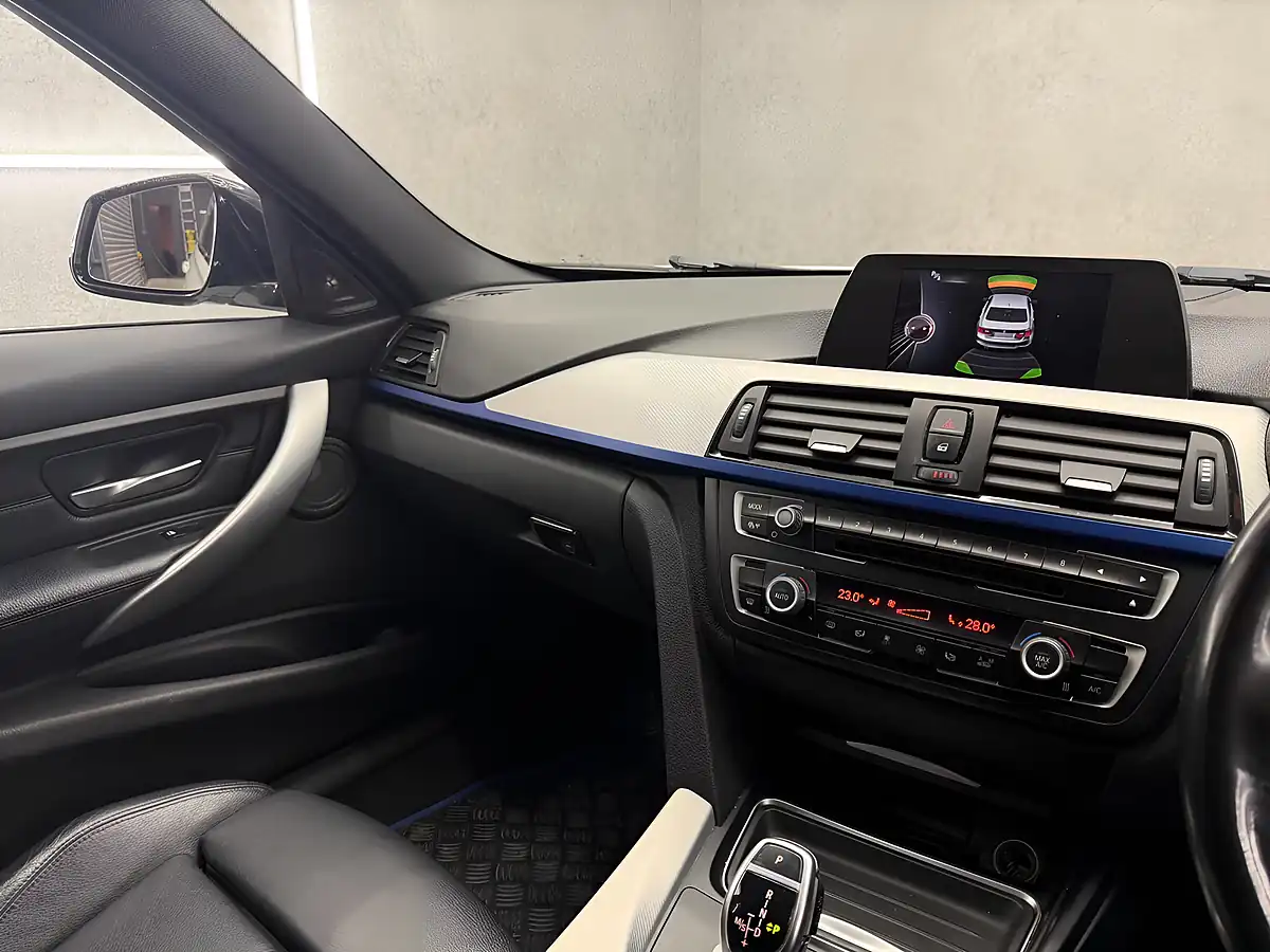 Used 2015 BMW 3 Series M Sport White - Interior and Exterior details 15