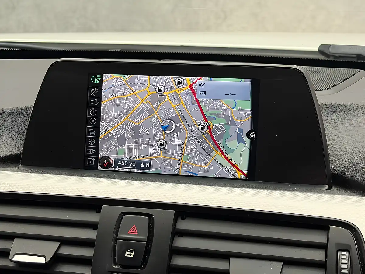 Used 2015 BMW 3 Series M Sport White - Interior and Exterior details 18