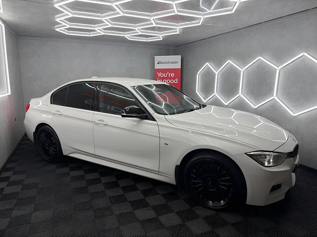 Used 2015 BMW 3 Series M Sport White - Interior and Exterior details 7