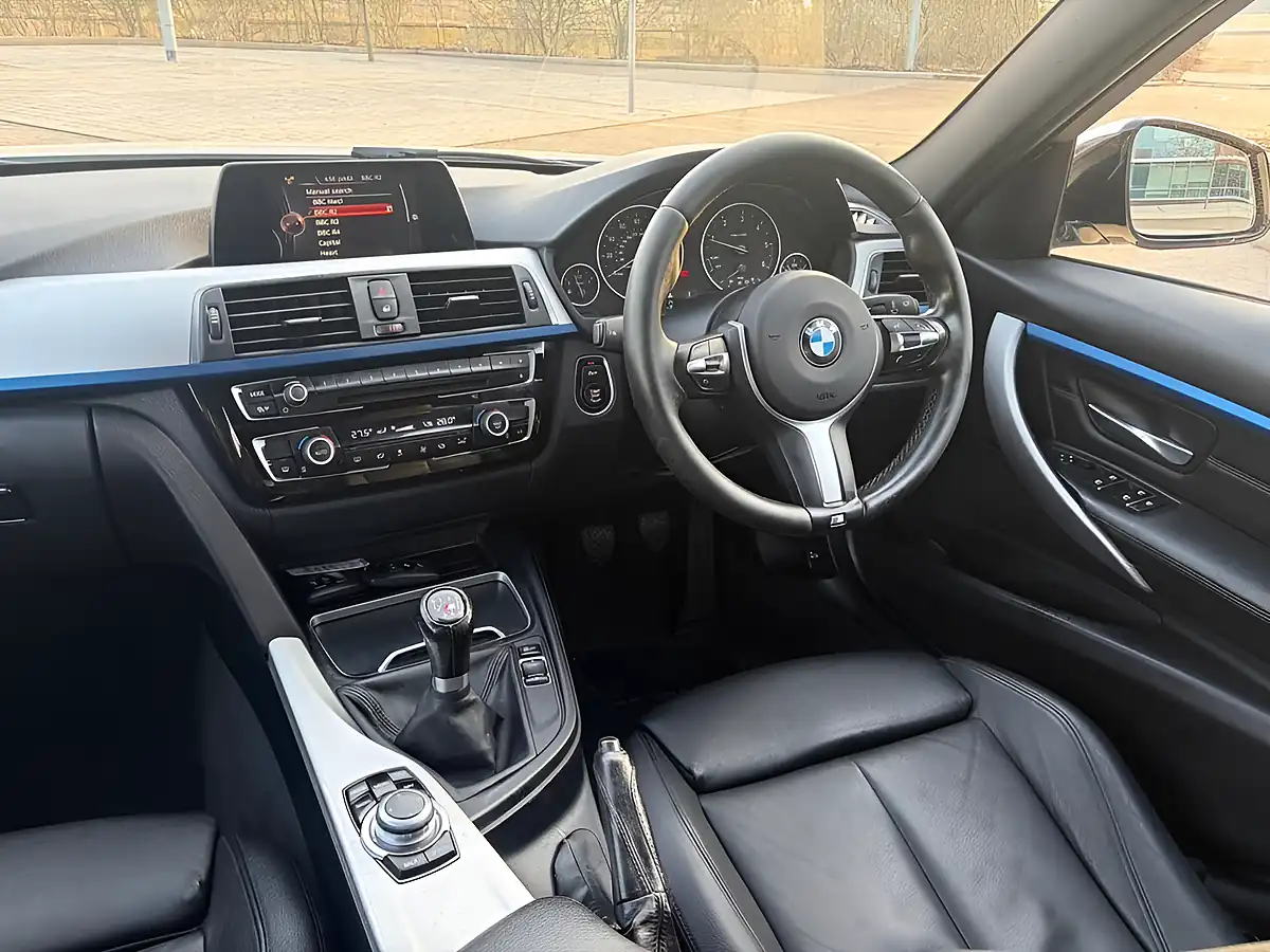 Used 2015 BMW 3 Series M Sport White - Interior and Exterior details 15