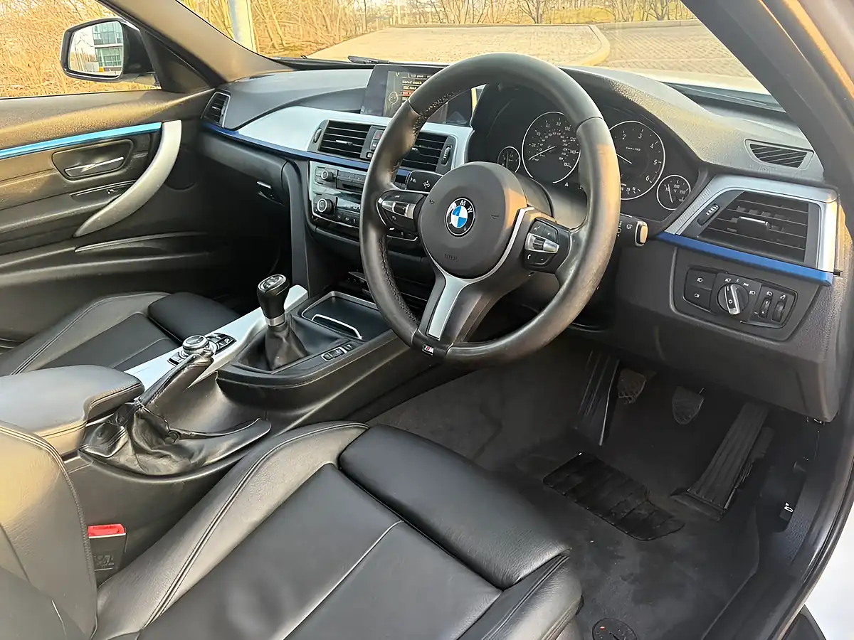 Used 2015 BMW 3 Series M Sport White - Interior and Exterior details 16