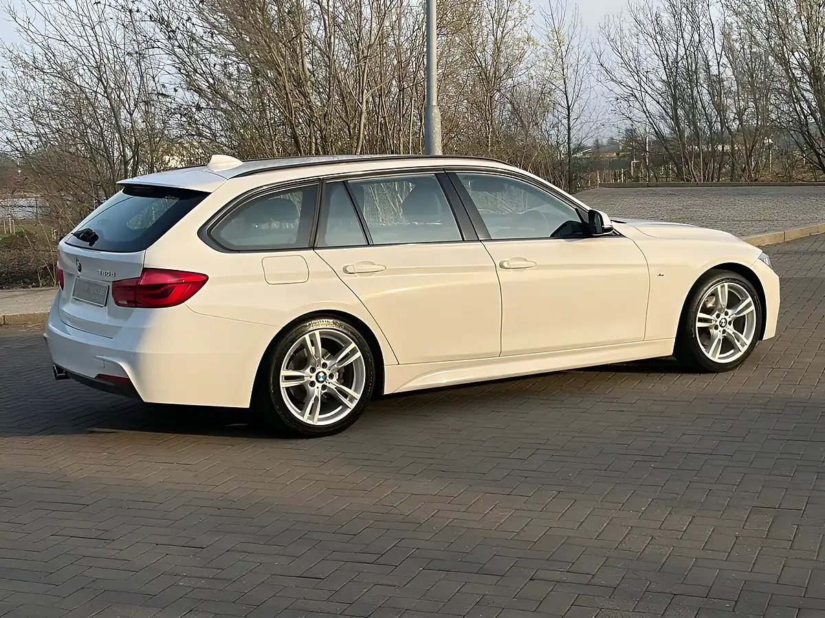 Used 2015 BMW 3 Series M Sport White - Interior and Exterior details 3