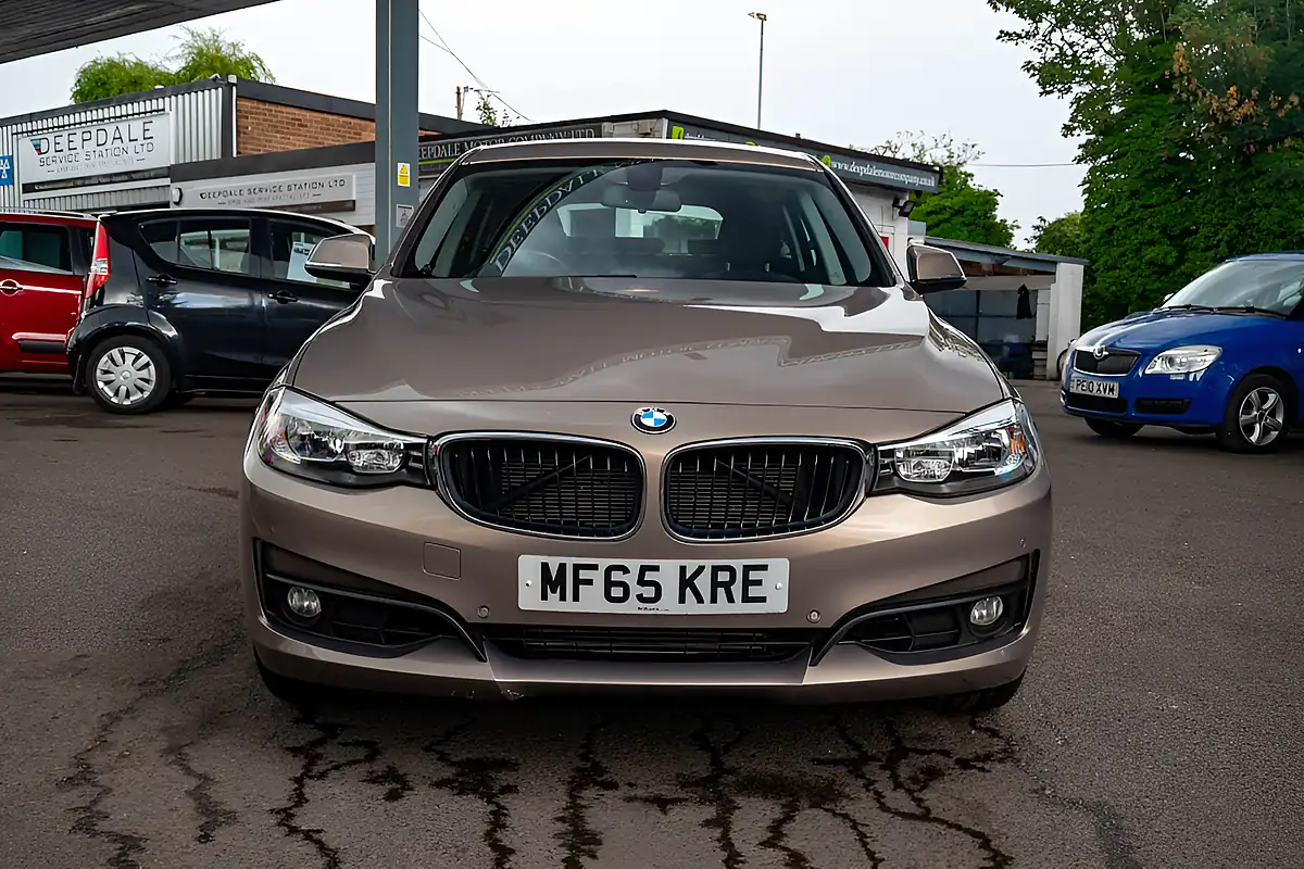 Used 2015 BMW 3 Series Se Gran Turismo Kalahari Beige - Interior and Exterior details 3