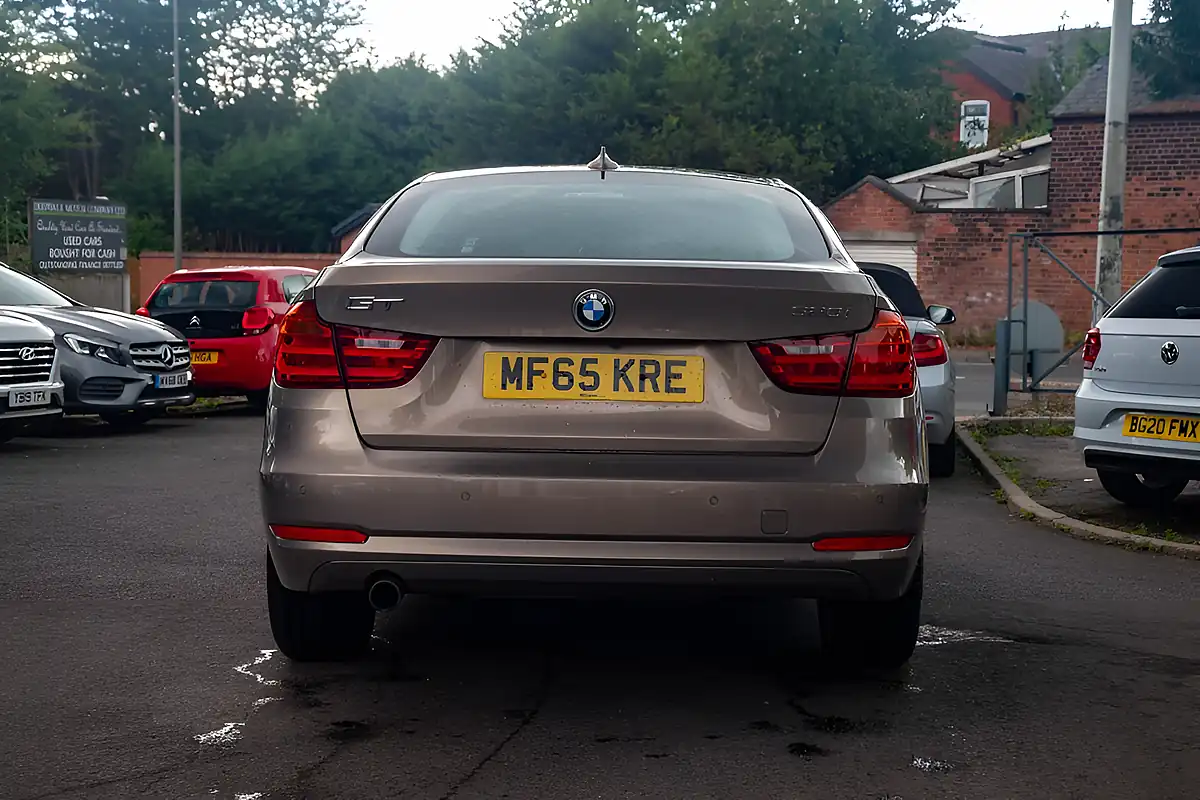 Used 2015 BMW 3 Series Se Gran Turismo Kalahari Beige - Interior and Exterior details 7