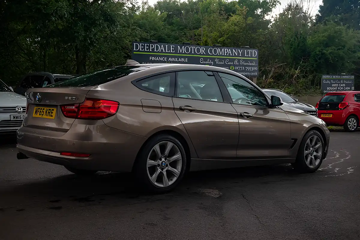 Used 2015 BMW 3 Series Se Gran Turismo Kalahari Beige - Interior and Exterior details 8