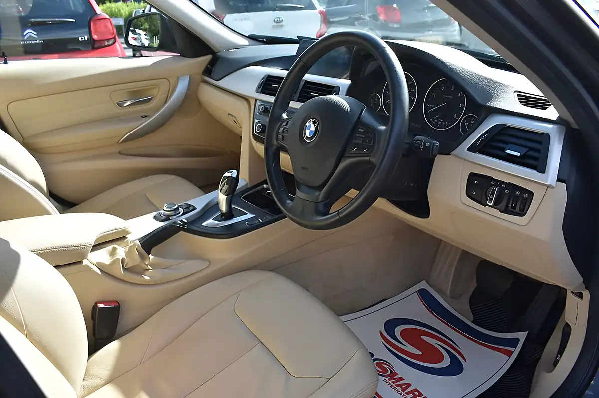 Used 2015 BMW 3 Series Se Grey - Interior and Exterior details 14