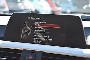 Used 2015 BMW 3 Series Se Grey - Interior and Exterior details 16