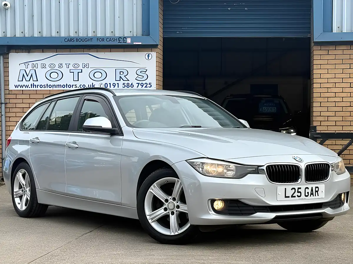 Used 2015 BMW 3 Series Se Touring Silver - Front View