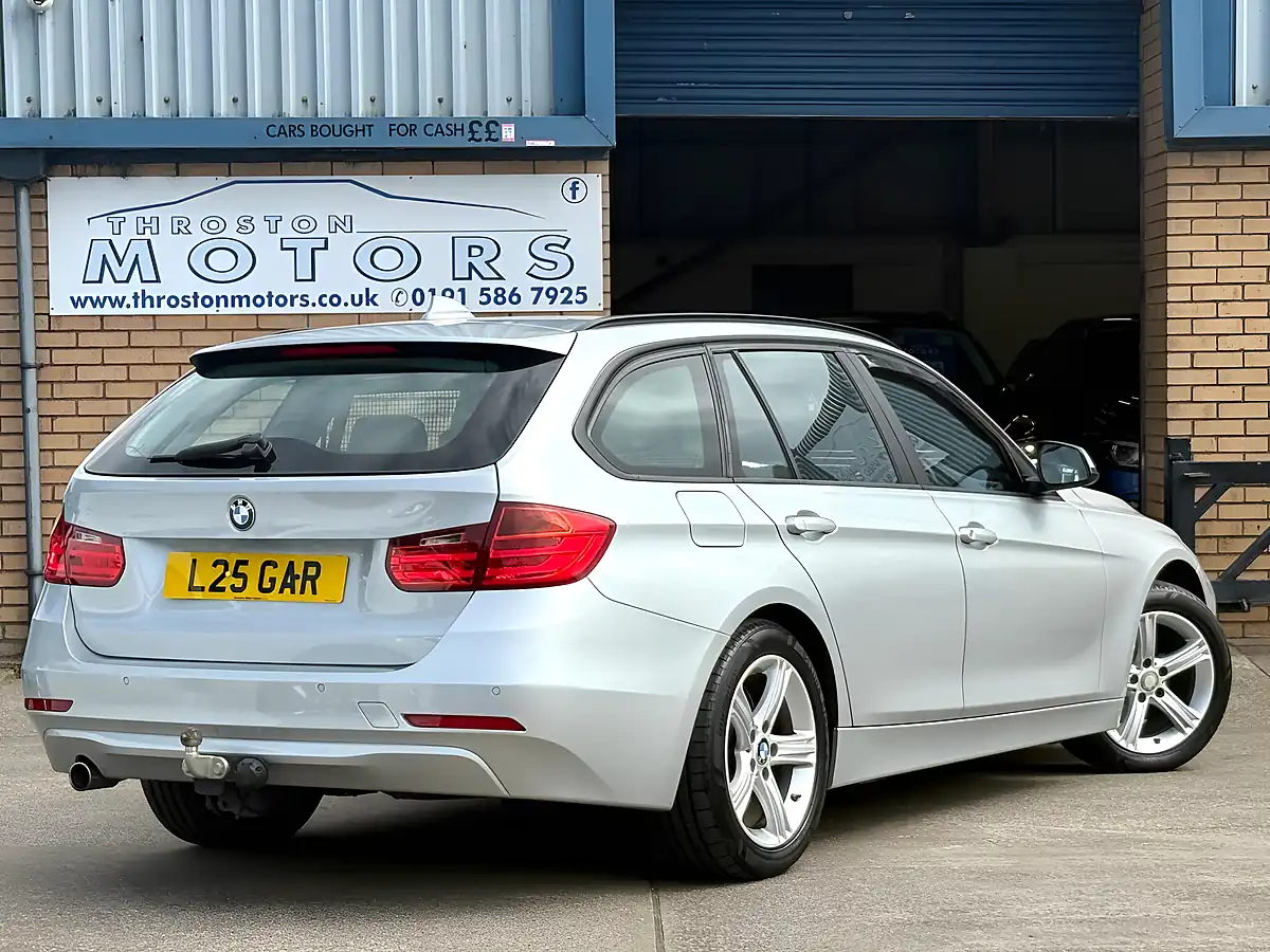 Used 2015 BMW 3 Series Se Touring Silver - Interior and Exterior details 4