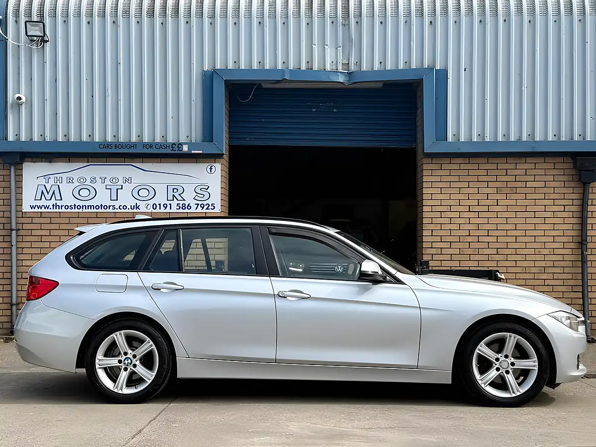 Used 2015 BMW 3 Series Se Touring Silver - Interior and Exterior details 6