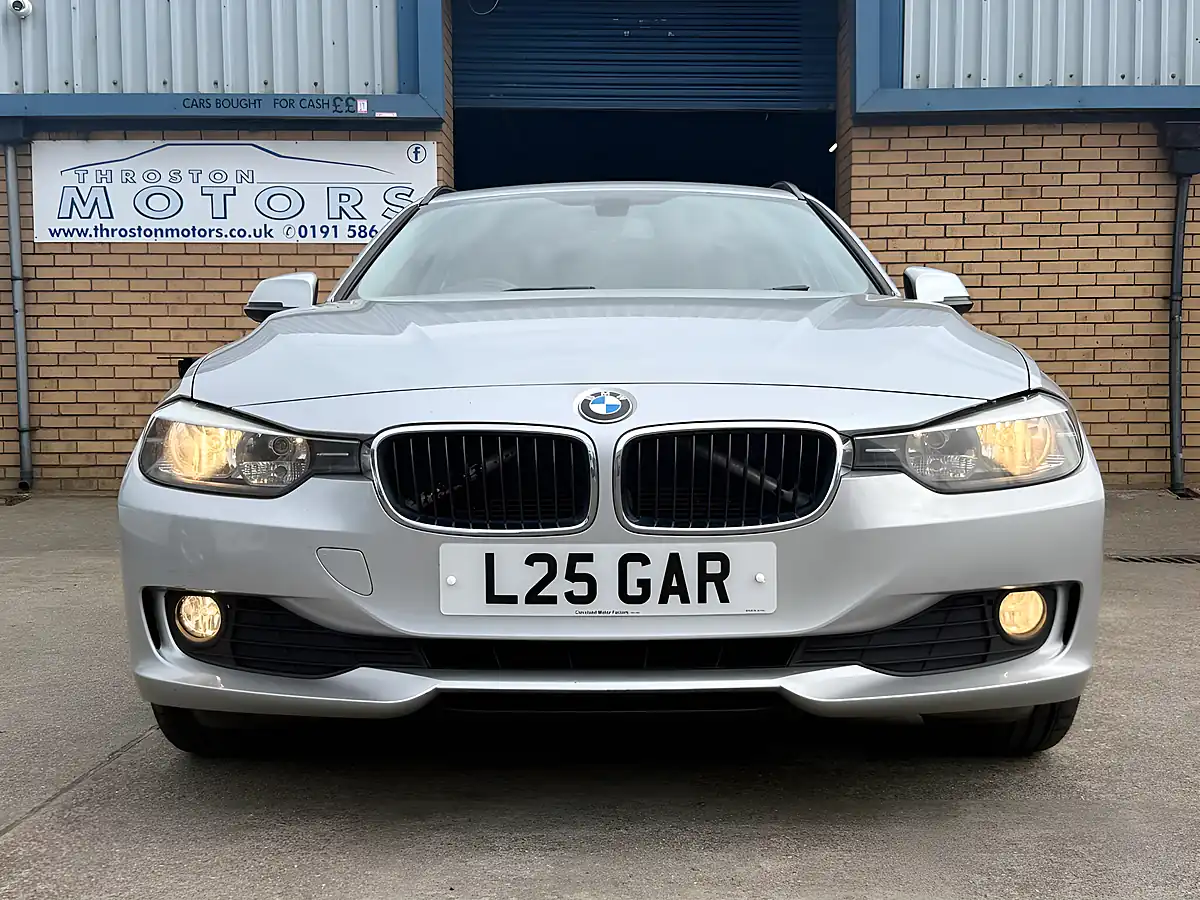 Used 2015 BMW 3 Series Se Touring Silver - Interior and Exterior details 7