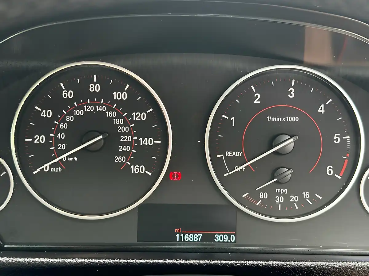 Used 2015 BMW 3 Series Sport Black - Interior and Exterior details 11