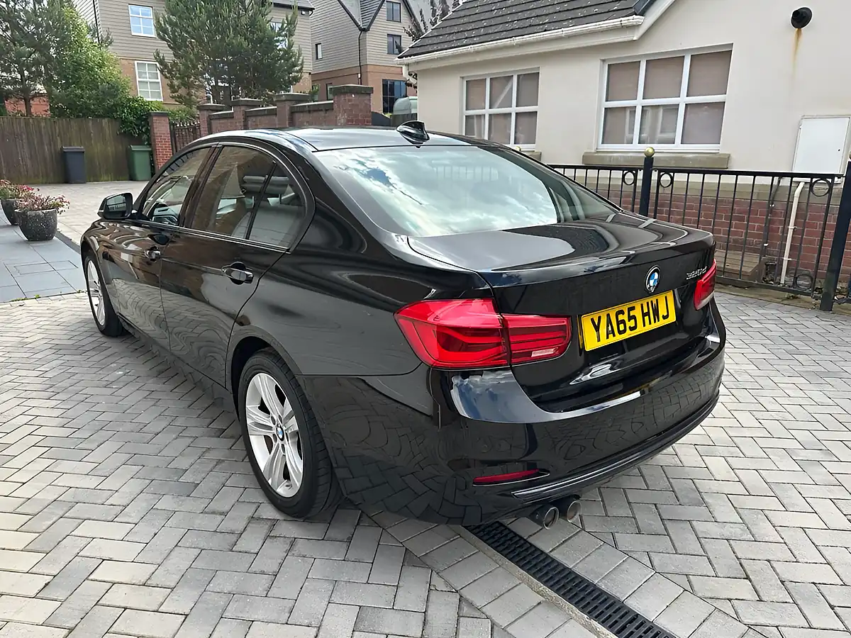 Used 2015 BMW 3 Series Sport Black - Interior and Exterior details 4