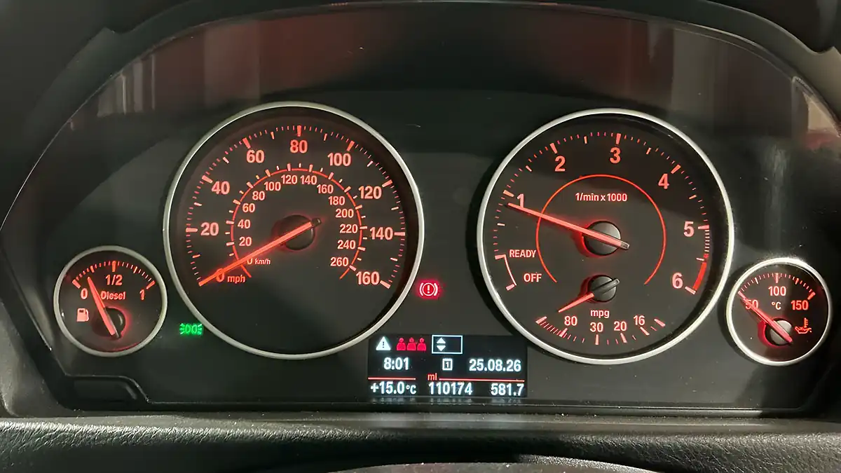 Used 2015 BMW 3 Series Sport Black - Interior and Exterior details 10
