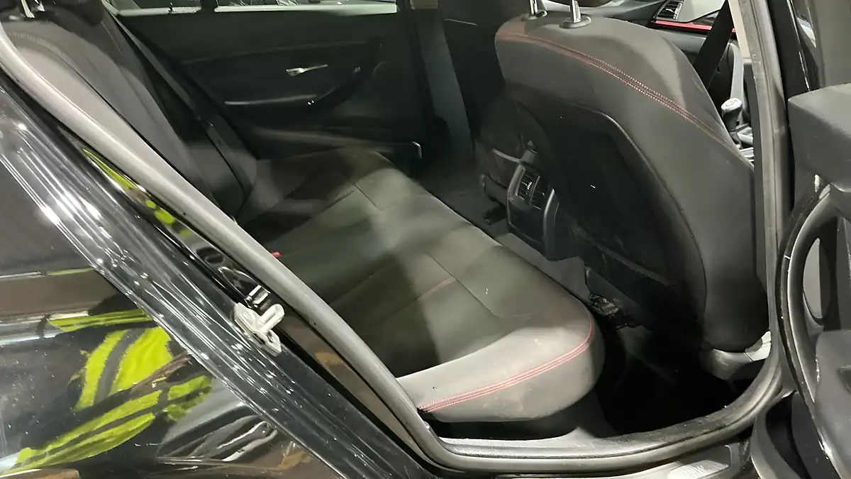Used 2015 BMW 3 Series Sport Black - Interior and Exterior details 12