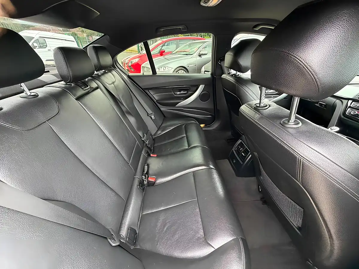 Used 2015 BMW 3 Series Sport Blue - Interior and Exterior details 16