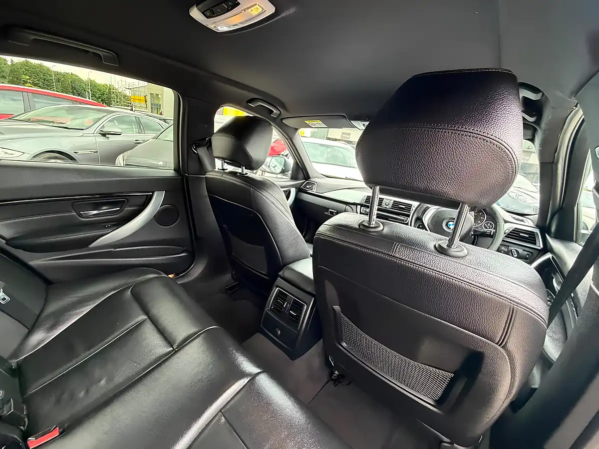 Used 2015 BMW 3 Series Sport Blue - Interior and Exterior details 17