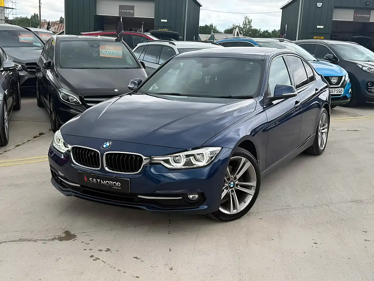 Used 2015 BMW 3 Series Sport Blue - Interior and Exterior details 4