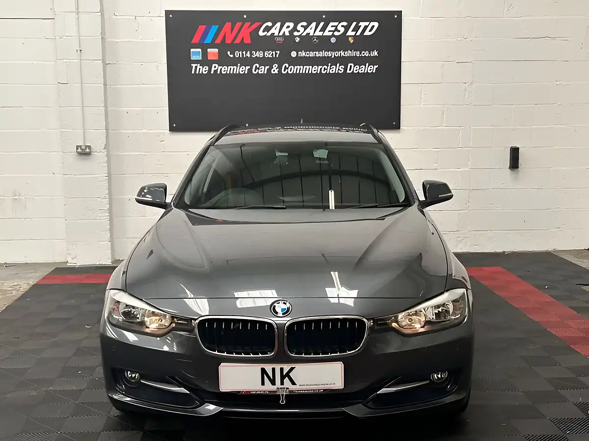 Used 2015 BMW 3 Series Sport Touring Mineral Grey - Interior and Exterior details 14