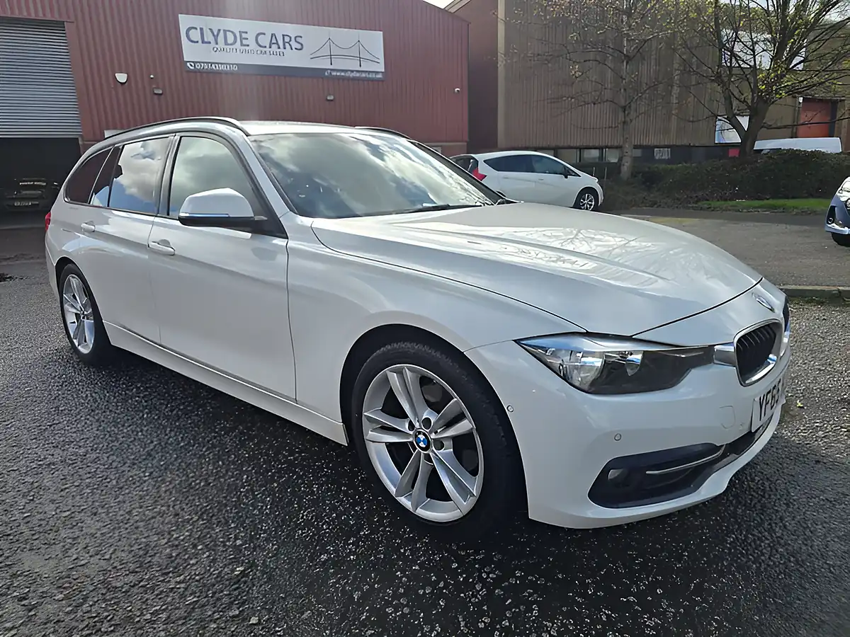 Used 2015 BMW 3 Series Sport White - Front View