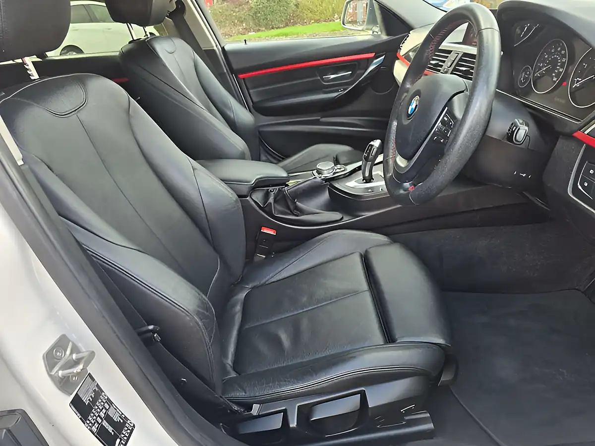 Used 2015 BMW 3 Series Sport White - Interior and Exterior details 12