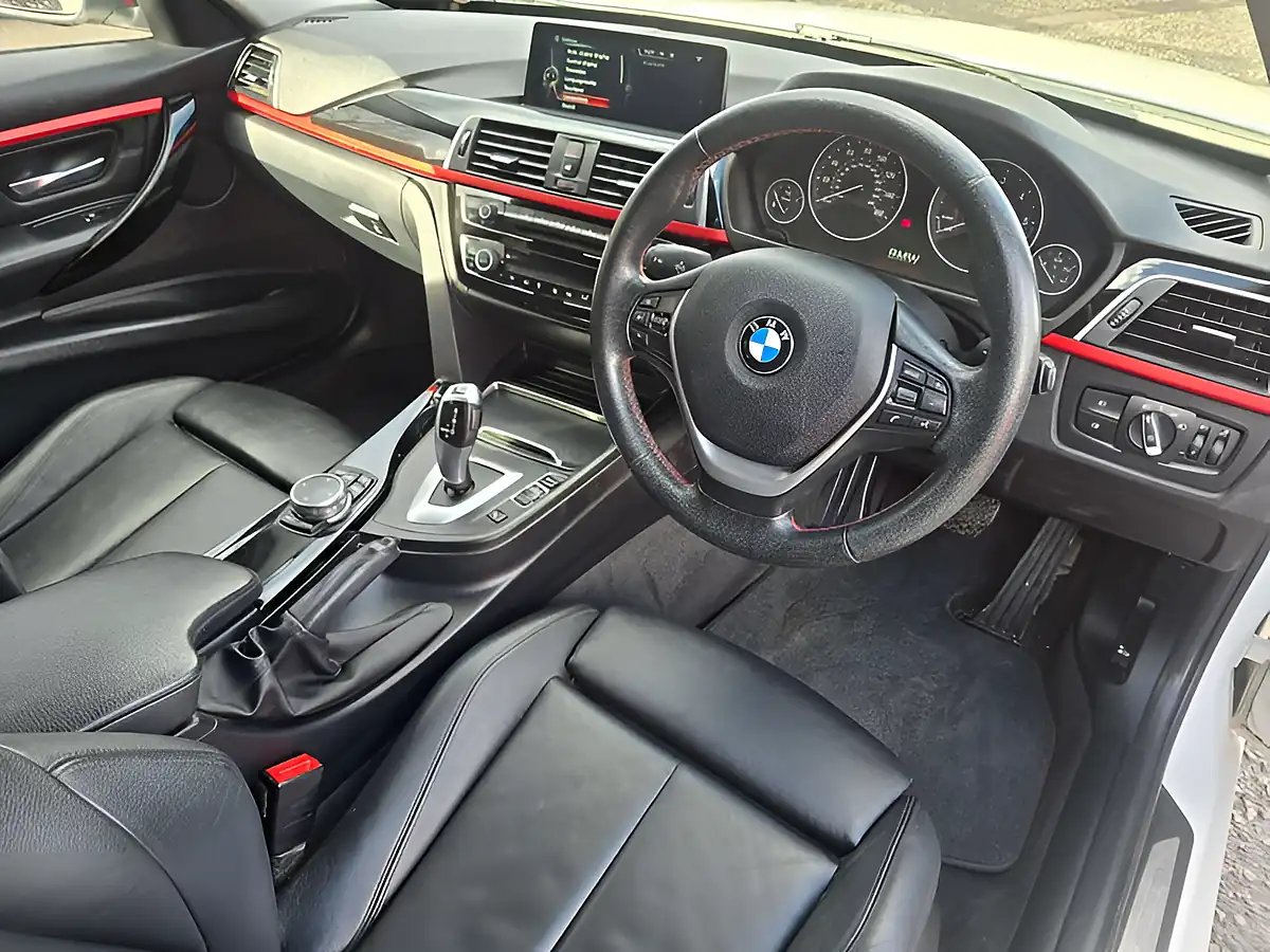 Used 2015 BMW 3 Series Sport White - Interior and Exterior details 13