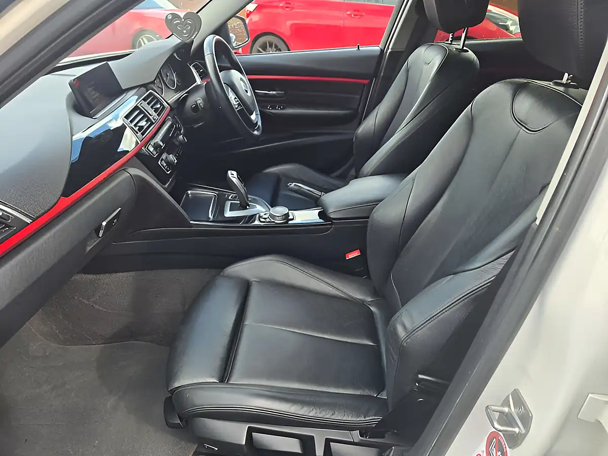 Used 2015 BMW 3 Series Sport White - Interior and Exterior details 15