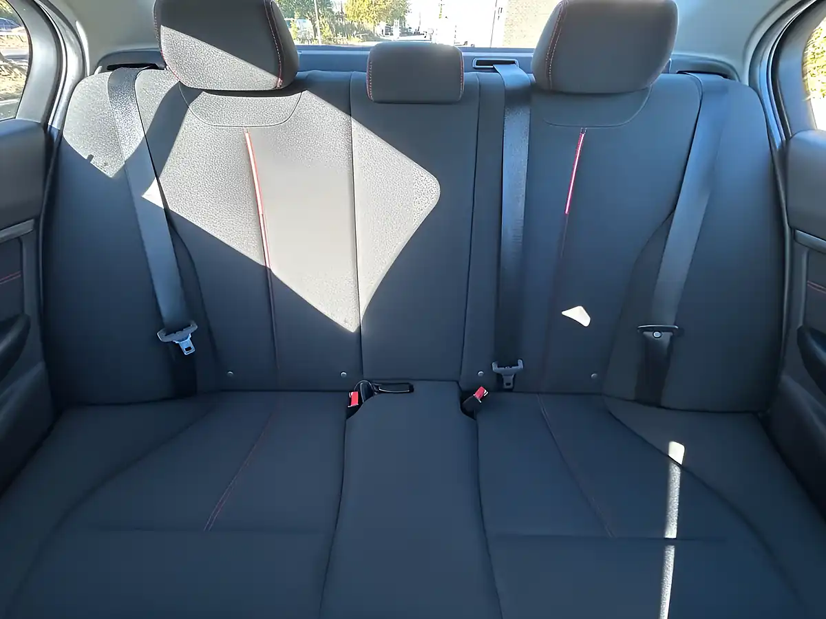 Used 2015 BMW 3 Series Sport White - Interior and Exterior details 14