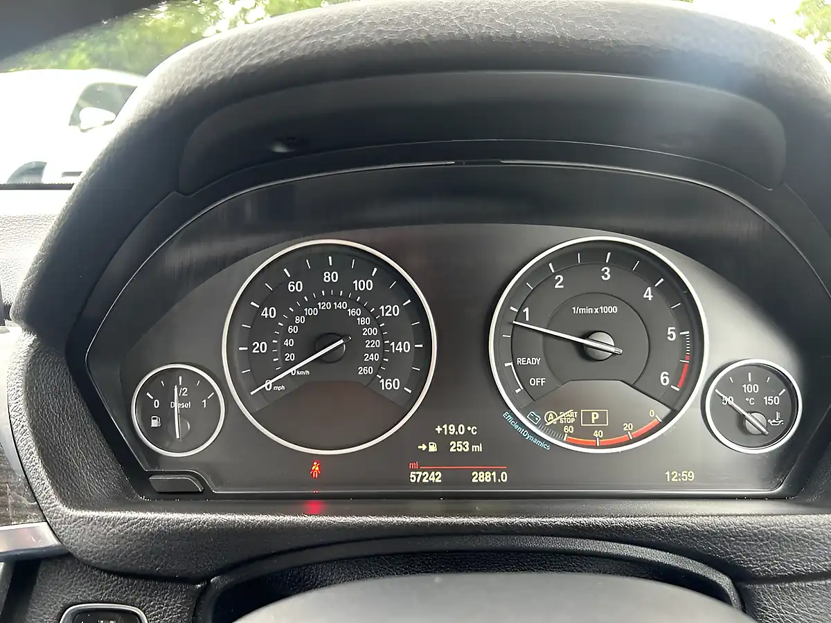 Used 2015 BMW 4 Series Gran Coupe Luxury Black - Interior and Exterior details 2
