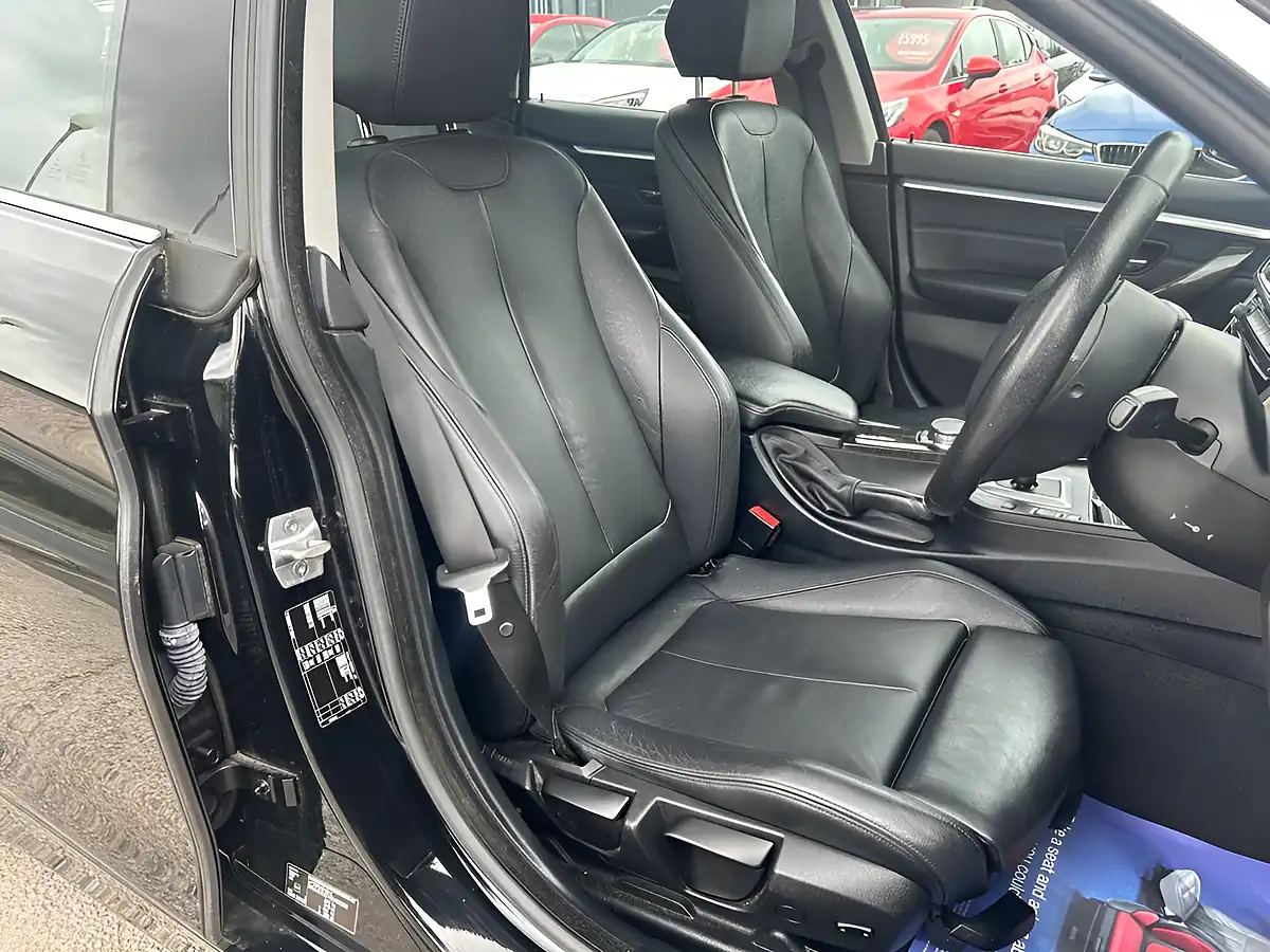 Used 2015 BMW 4 Series Gran Coupe Luxury Black - Interior and Exterior details 3