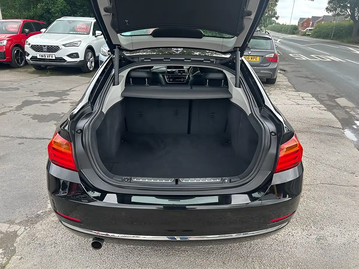 Used 2015 BMW 4 Series Gran Coupe Luxury Black - Interior and Exterior details 7