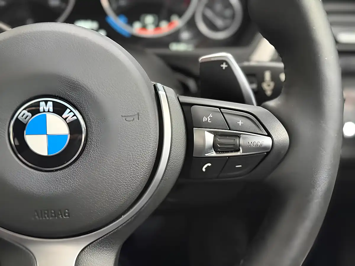 Used 2015 BMW 4 Series Gran Coupe M Sport Black - Interior and Exterior details 15