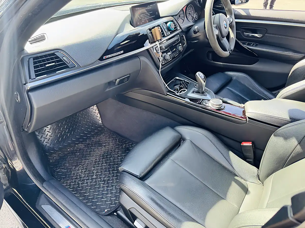 Used 2015 BMW 4 Series Gran Coupe M Sport Black - Interior and Exterior details 5