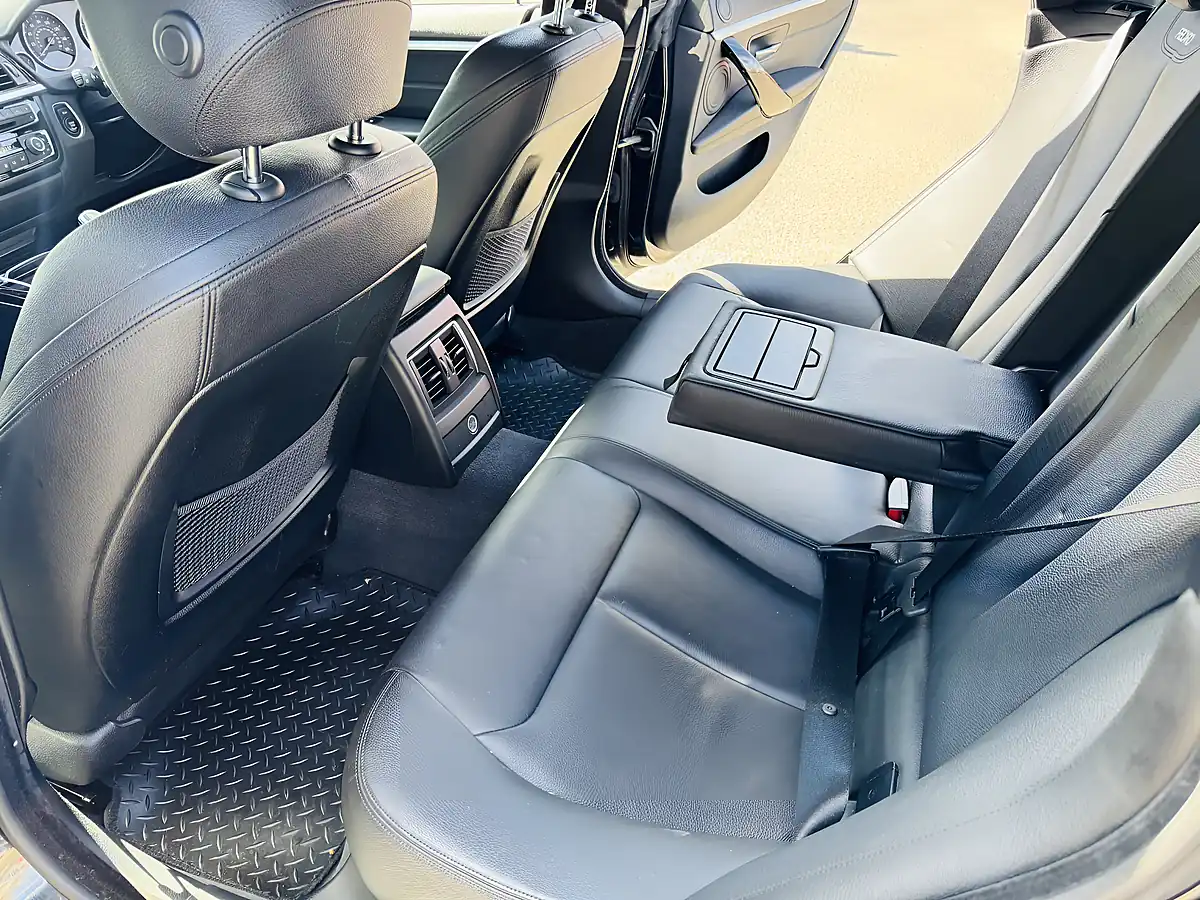 Used 2015 BMW 4 Series Gran Coupe M Sport Black - Interior and Exterior details 9