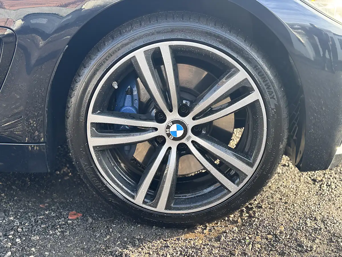 Used 2015 BMW 4 Series Gran Coupe M Sport Black - Interior and Exterior details 10