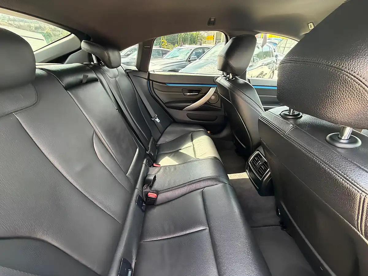 Used 2015 BMW 4 Series Gran Coupe M Sport Blue - Interior and Exterior details 15