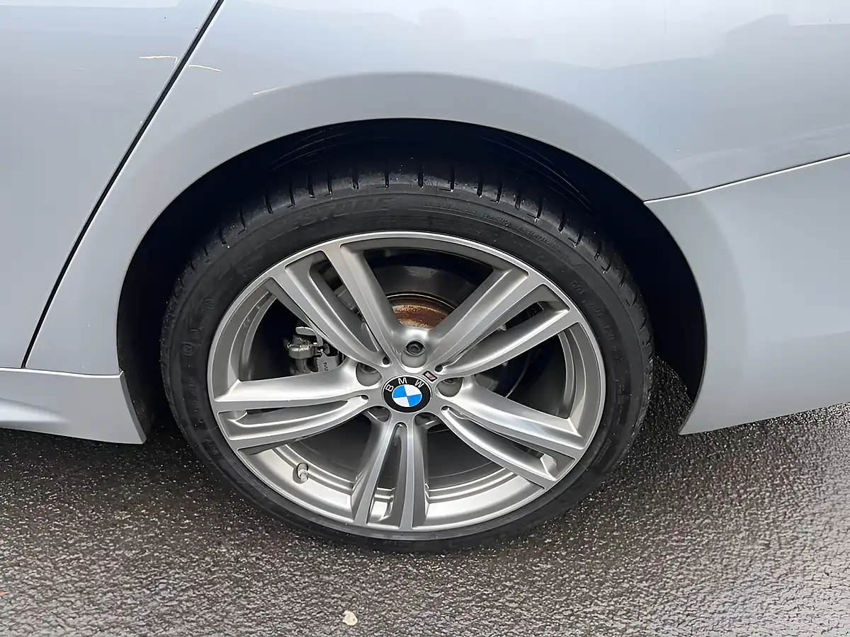 Used 2015 BMW 4 Series Gran Coupe M Sport Silver - Interior and Exterior details 13