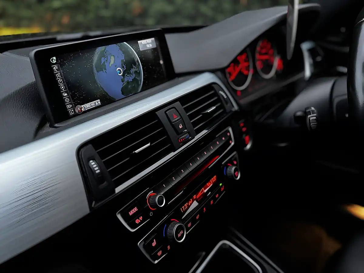 Used 2015 BMW 4 Series Gran Coupe M Sport Tanzanite Blue - Interior and Exterior details 20
