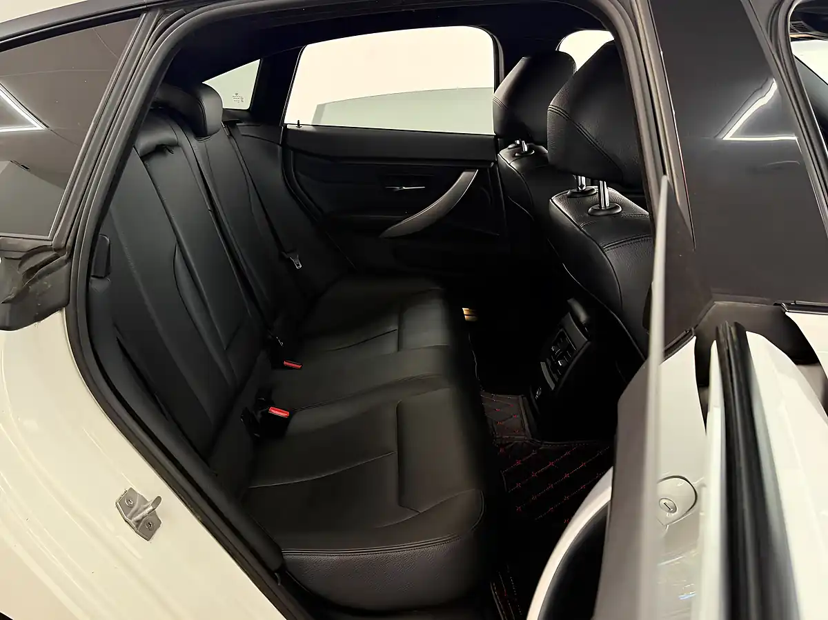 Used 2015 BMW 4 Series Gran Coupe Se White - Interior and Exterior details 12