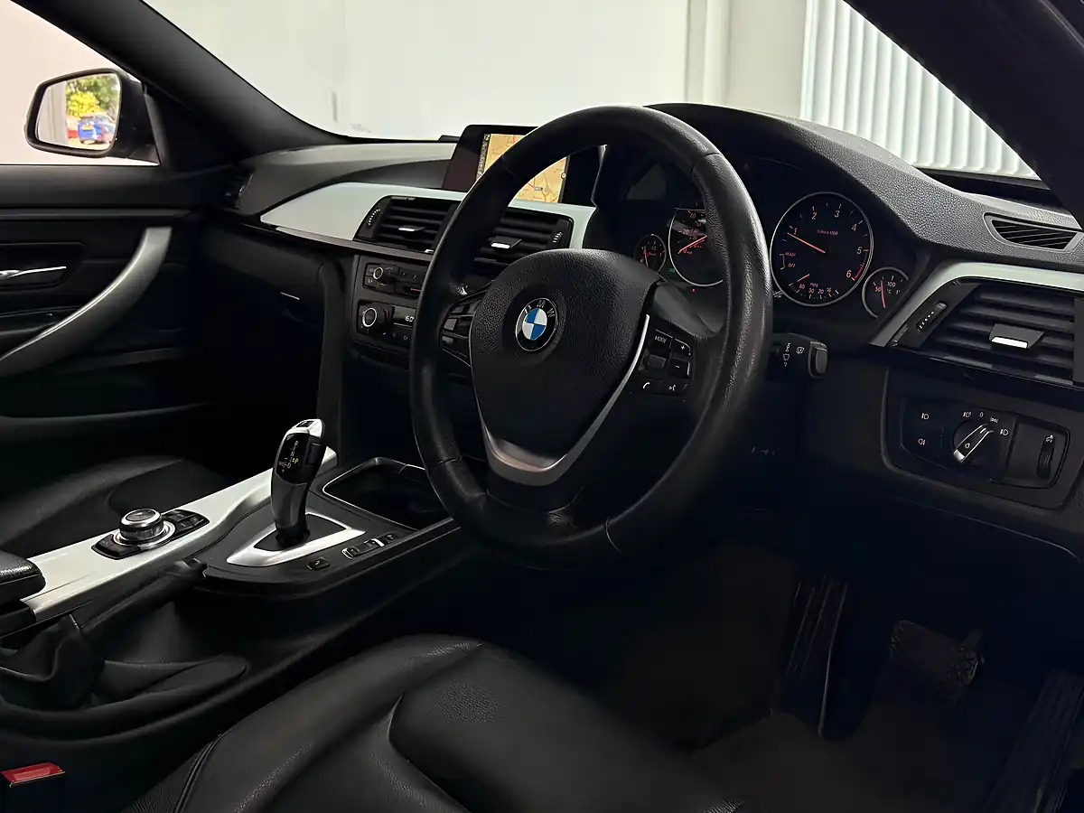 Used 2015 BMW 4 Series Gran Coupe Se White - Interior and Exterior details 14