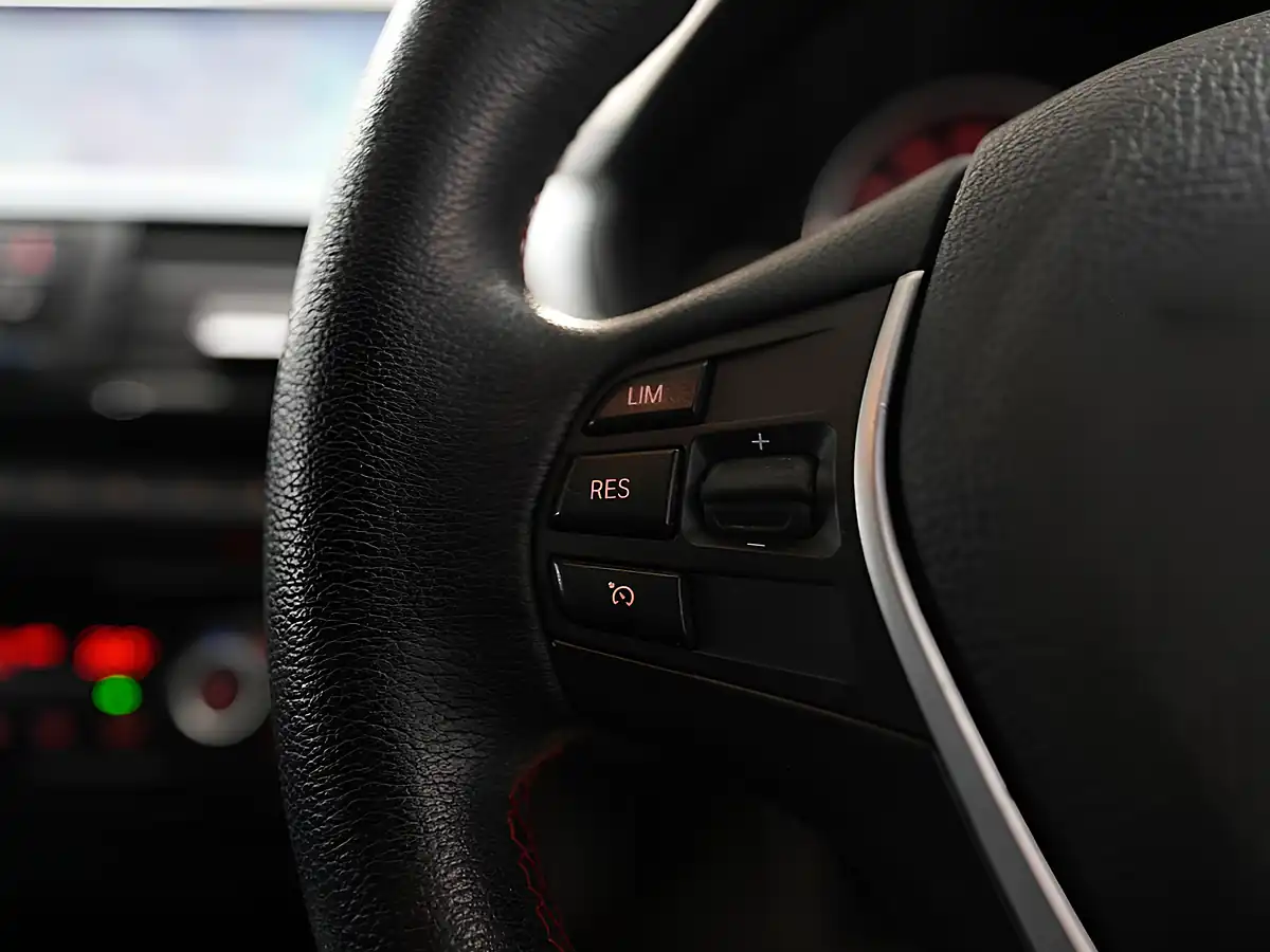 Used 2015 BMW 4 Series Gran Coupe Sport Silver - Interior and Exterior details 15