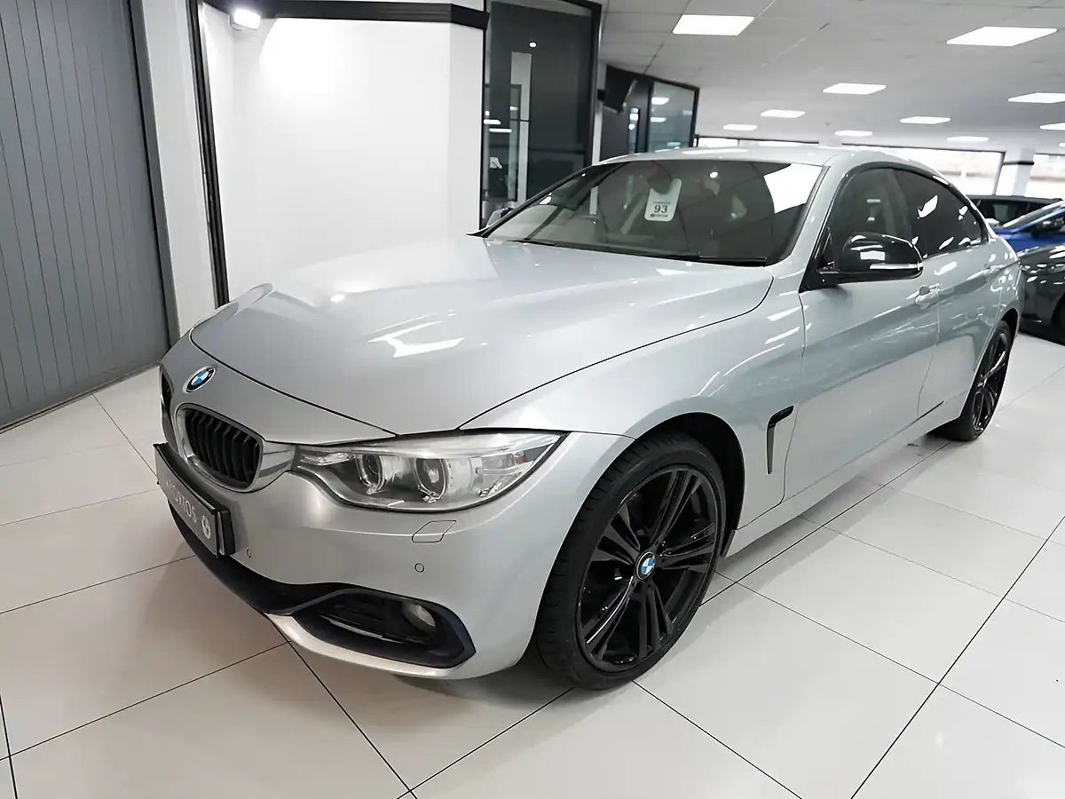 Used 2015 BMW 4 Series Gran Coupe Sport Silver - Interior and Exterior details 5