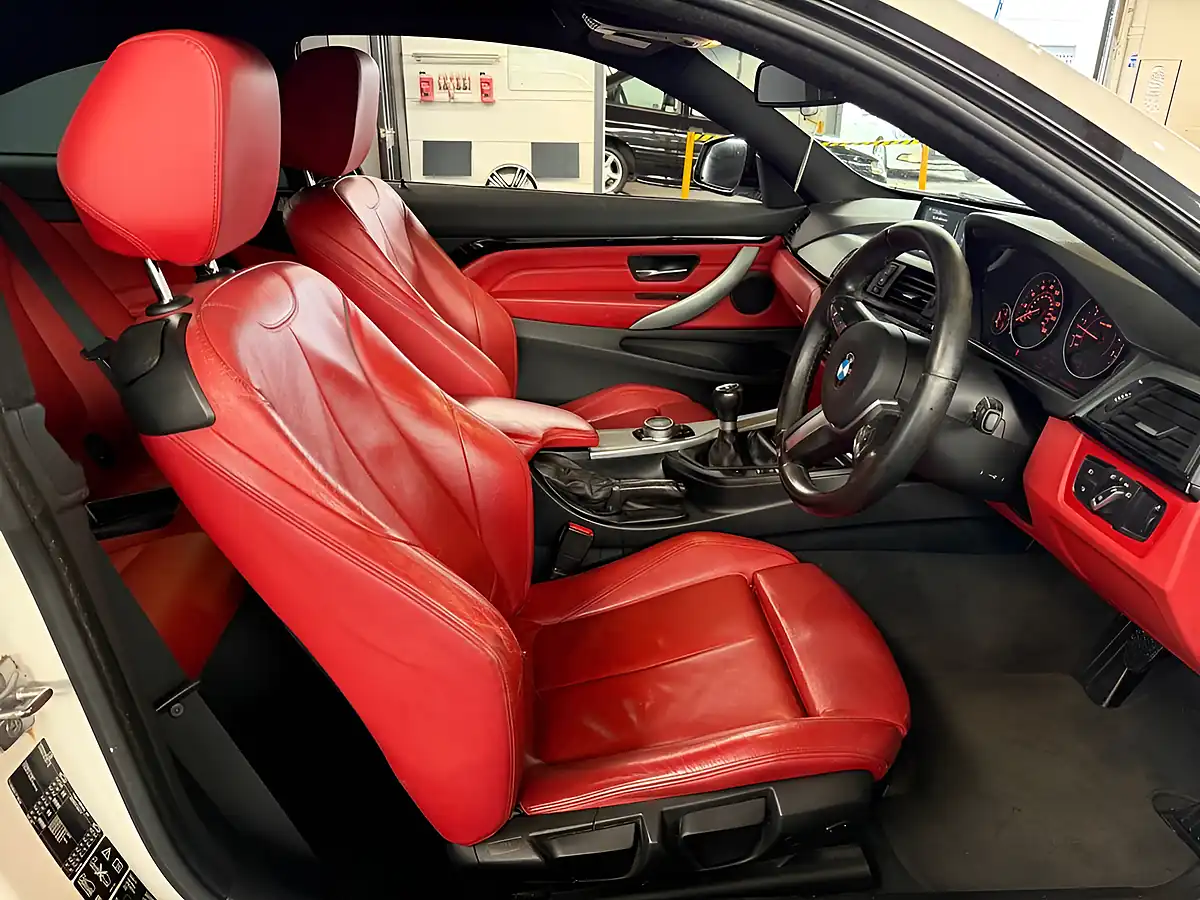 Used 2015 BMW 4 Series M Sport Alpine White - Interior and Exterior details 13
