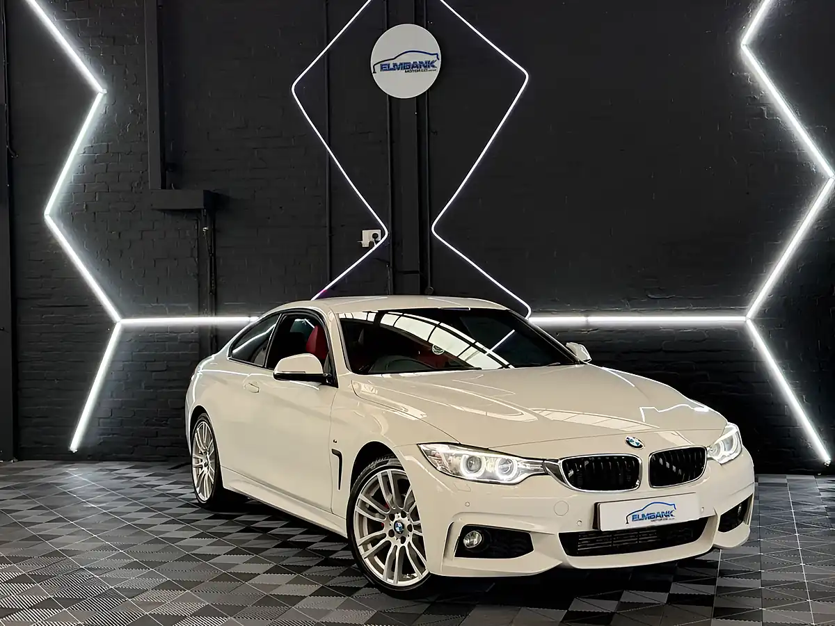 Used 2015 BMW 4 Series M Sport Alpine White - Interior and Exterior details 16