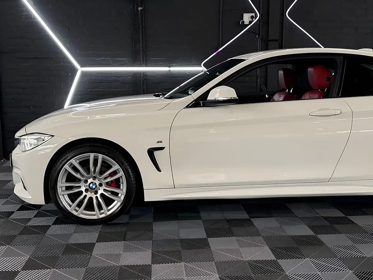 Used 2015 BMW 4 Series M Sport Alpine White - Interior and Exterior details 3