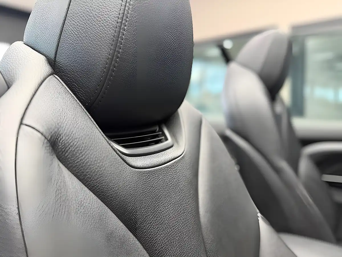 Used 2015 BMW 4 Series M Sport Black - Interior and Exterior details 15